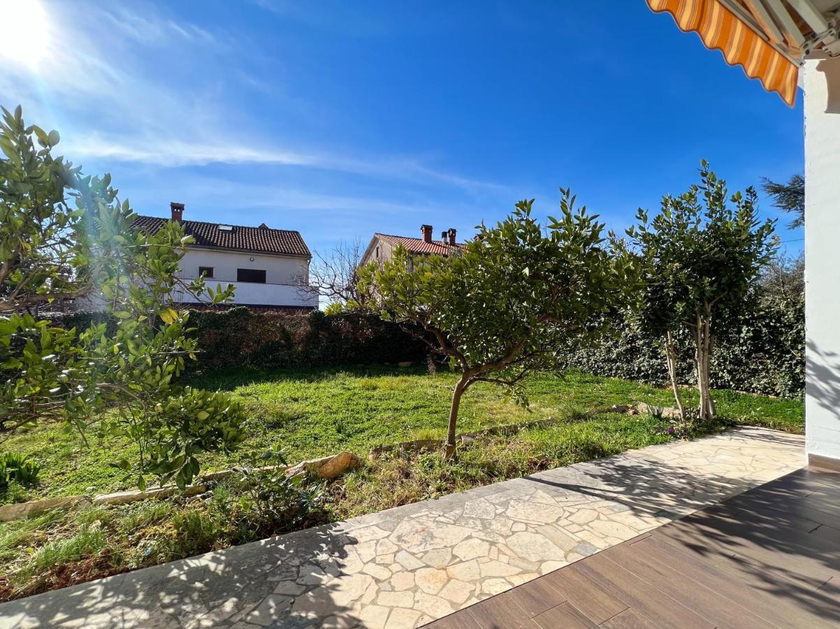Apartments Teodora Maria Novigrad Istria Exterior foto